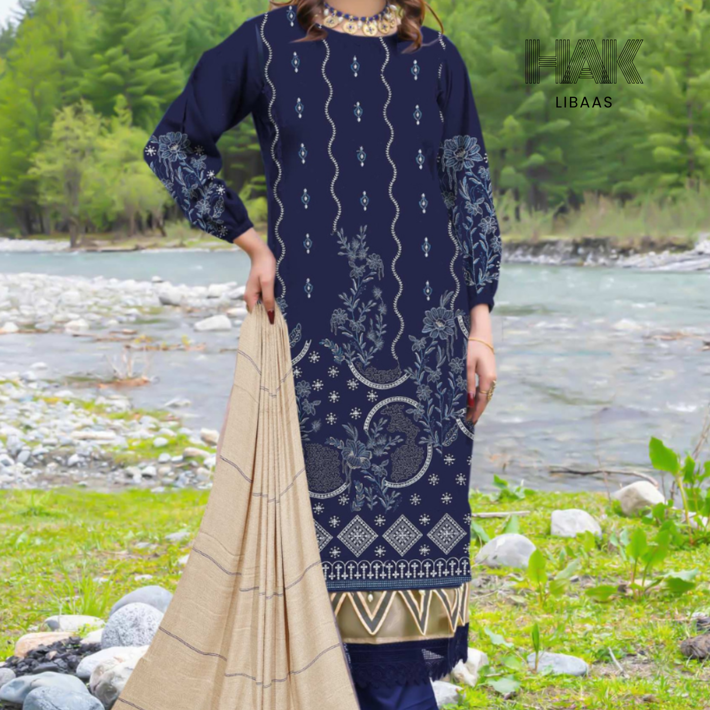 Luxury wool jacquard shawl with embroidered suit – HK-228B